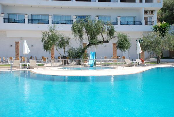 Aloha Hotel Агиос-Гордиос Экстерьер фото